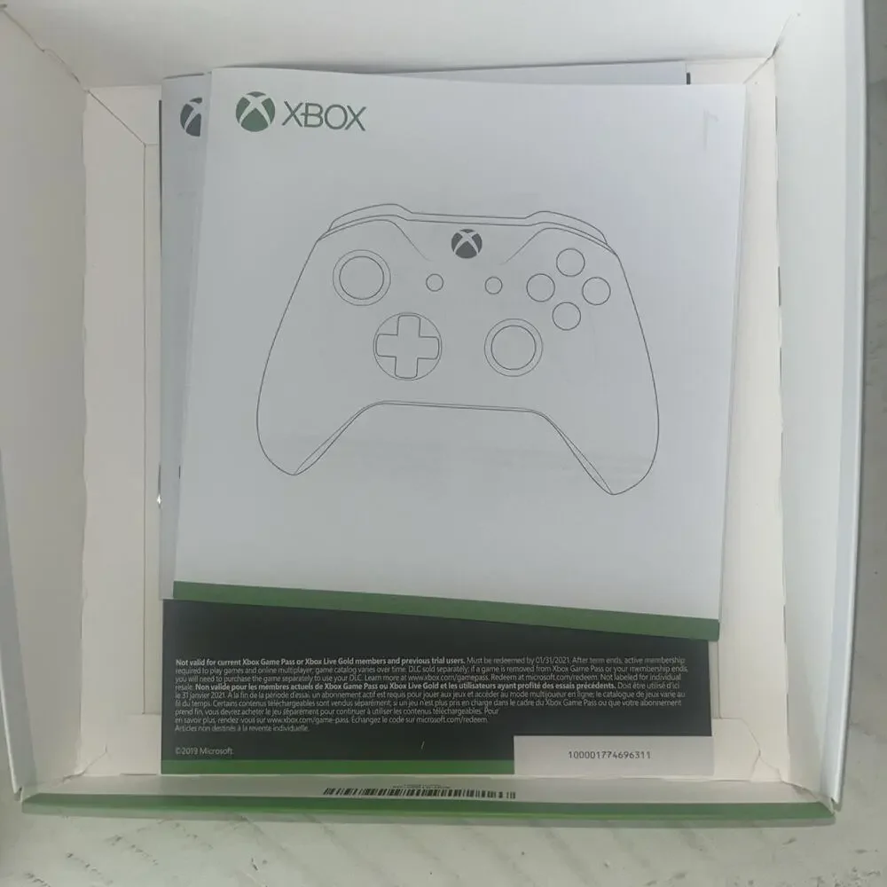 Microsoft Xbox One Wireless Controller Model 1708 White Pre-Owned